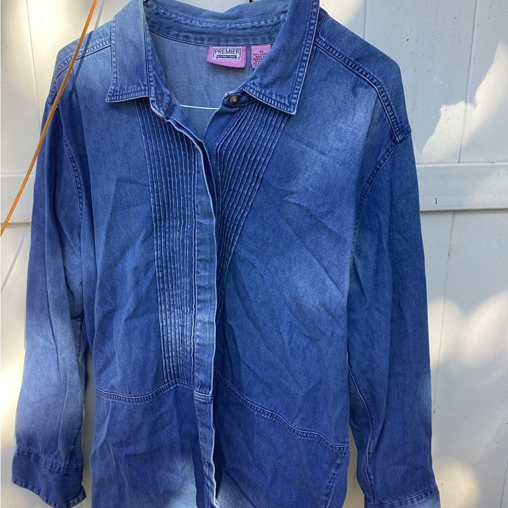 Denim long sleeve shirt labeled 3x but more like XL